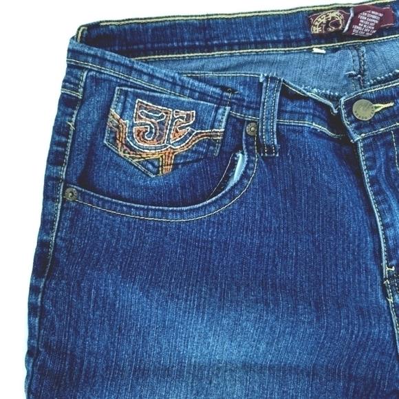 Neeso Women's / Jr's 13 Mid Embroidered Blue Jeans - Picture 4 of 14